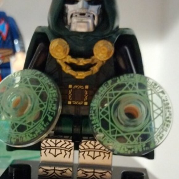 Fantastic Four custom designed Minifigures set - Picture 9 of 10
